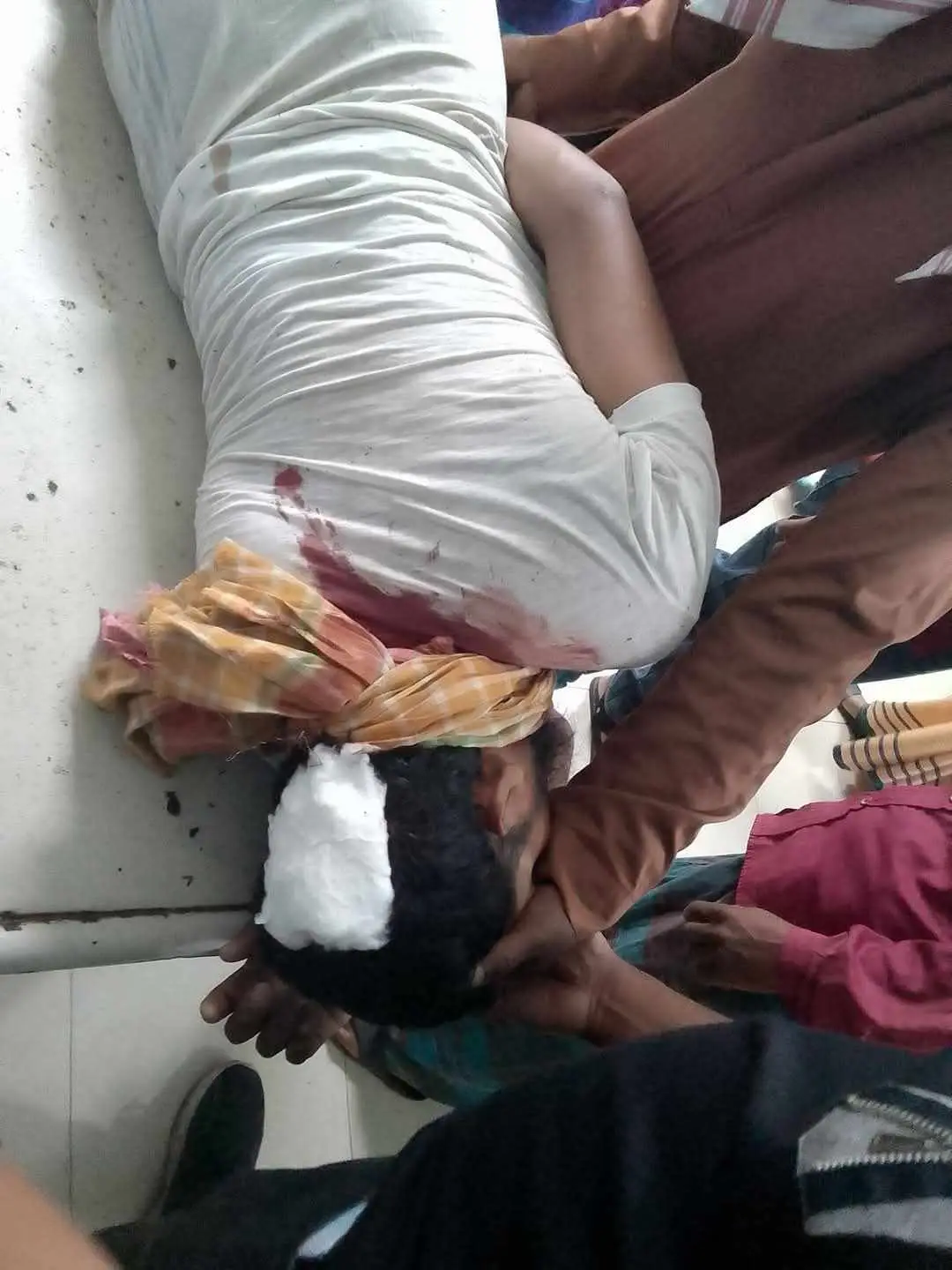 ভান্ডারিয়ায় শিবির নেতাকে কুপিয়ে হত্যা চেষ্টা